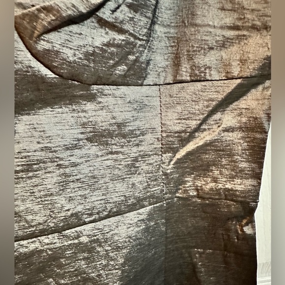 Chic Silver Mini Dress with Gray Accents - Picture 4 of 7